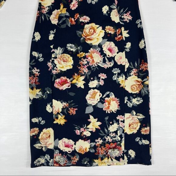 Moci by Purple Rain Dress CHLOE 3/4 Sleeved Navy Floral Women's Size Small - Picture 6 of 10